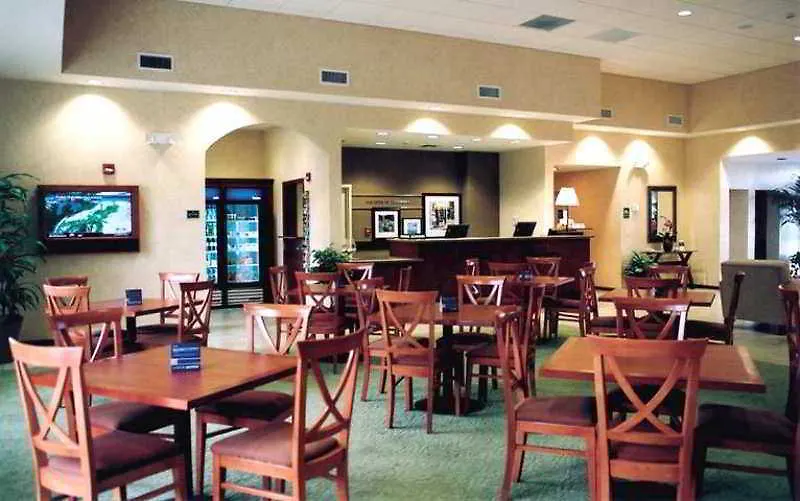 Greentree Inn & Suites Phoenix Sky Harbor Hotel